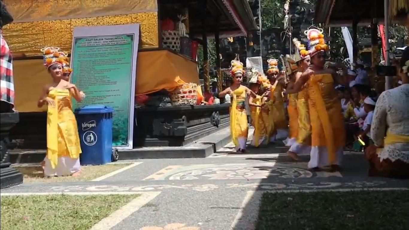 Tari Rejang Dewa - Website Desa Gobleg